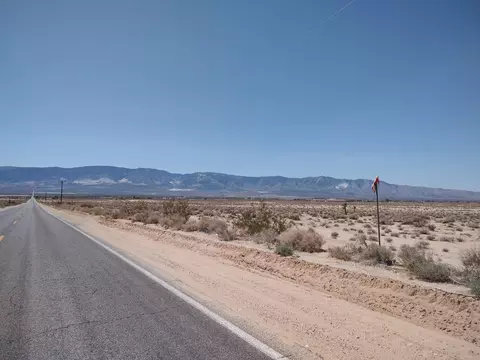 002 Camp Rock Rd Sherman Way, Lucerne Valley, CA 92356 photo 5