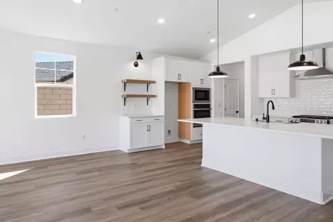 Living - 84504 Malora Ct, Indio, CA 92203 photo 2 of 8