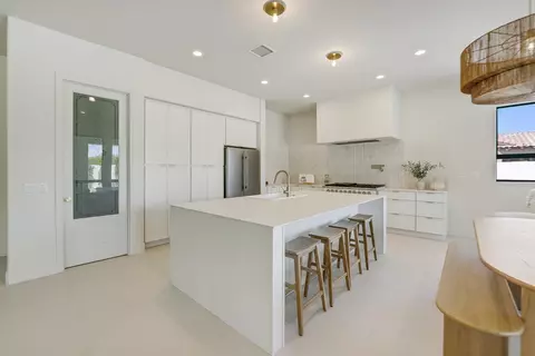 Kitchen - 48622 Meandering Cloud St, Indio, CA 92201 photo 4 of 8