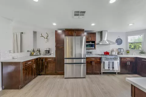 Kitchen - 45587 Indian River Rd, Indio, CA 92201 photo 2 of 5