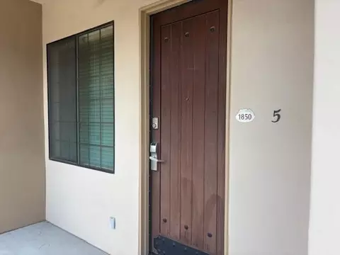 50590 Santa Rosa Plz, La Quinta, CA 92253