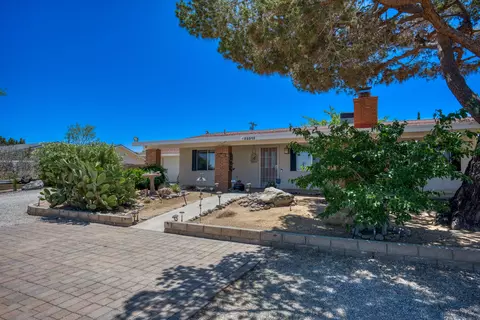 58015 Desert Gold Dr, Yucca Valley, CA 92284
