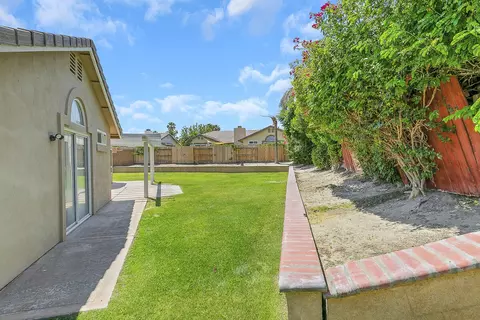 44375 Willow Cir, La Quinta, CA 92253 photo 28