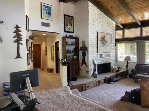 Living - 38540 38540 Alva Dr, Cherry Valley, CA 92223 photo 4 of 7