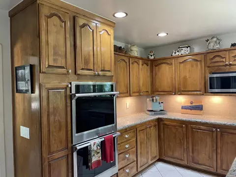 Kitchen - 38540 38540 Alva Dr, Cherry Valley, CA 92223 photo 1 of 7