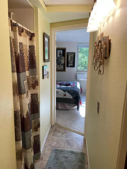 Bath - 38540 38540 Alva Dr, Cherry Valley, CA 92223 photo 3 of 3