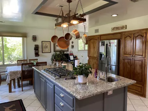 Kitchen - 38540 38540 Alva Dr, Cherry Valley, CA 92223 photo 6 of 7