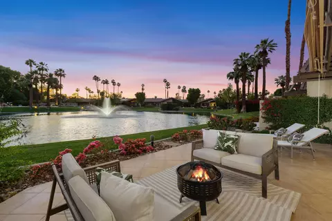 95 Lookout Dr, Palm Desert, CA 92211