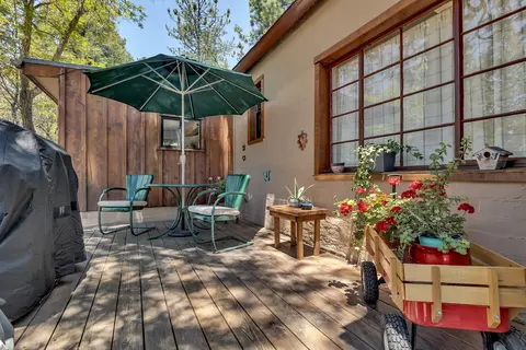 Exterior - 54703 Pine Crest Ave, Idyllwild, CA 92549 photo 9 of 16