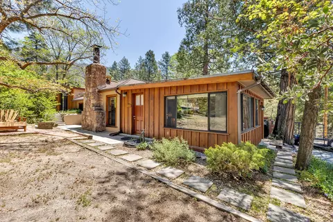 Exterior - 54703 Pine Crest Ave, Idyllwild, CA 92549 photo 2 of 16