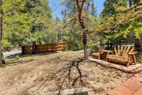 Exterior - 54703 Pine Crest Ave, Idyllwild, CA 92549 photo 5 of 16