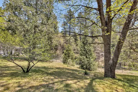 Exterior - 54703 Pine Crest Ave, Idyllwild, CA 92549 photo 12 of 16