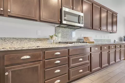Kitchen - 41399 Manchester St, Indio, CA 92203 photo 3 of 4