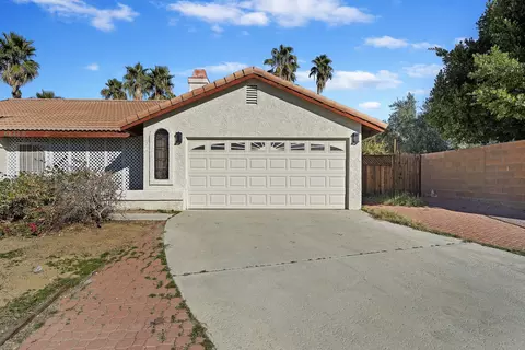 69440 Victoria Dr, Cathedral City, CA 92234