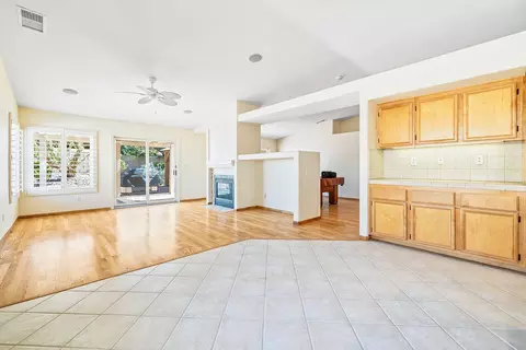 Living - 81326 Avenida Alamitos, Indio, CA 92201 photo 3 of 6