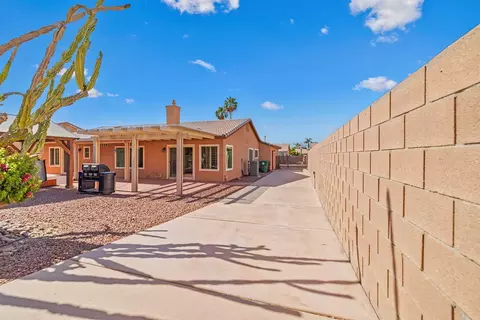 Exterior - 81326 Avenida Alamitos, Indio, CA 92201 photo 2 of 5
