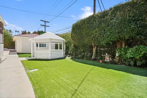 Exterior - 108 W Kenneth Rd, Glendale, CA 91202 photo 8 of 9
