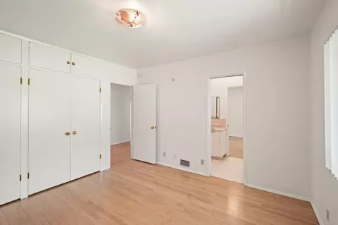 Bedroom - 108 W Kenneth Rd, Glendale, CA 91202 photo 5 of 9