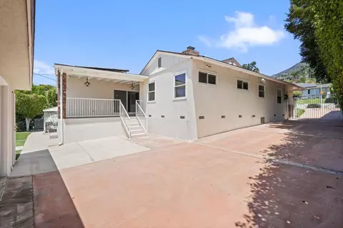 Exterior - 108 W Kenneth Rd, Glendale, CA 91202 photo 6 of 9