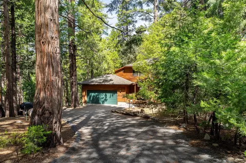 24542 Fern Valley Rd, Idyllwild, CA 92549