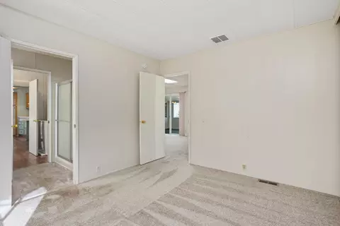 Bedroom - 4650 Dulin Rd, Fallbrook, CA 92028 photo 6 of 6