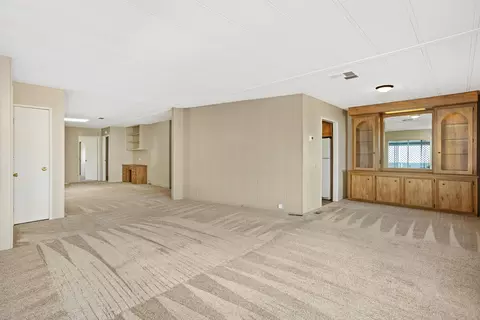 Living - 4650 Dulin Rd, Fallbrook, CA 92028 photo 8 of 9