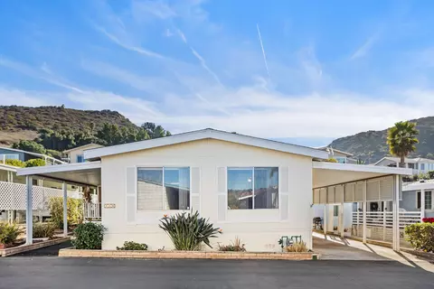 Exterior - 4650 Dulin Rd, Fallbrook, CA 92028 photo 4 of 9