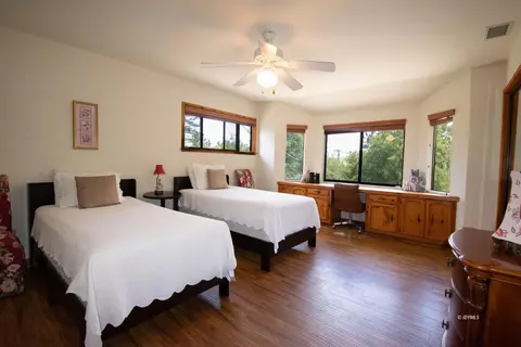 Bedroom - 52411 Double View Dr, Idyllwild, CA 92549 photo 4 of 9