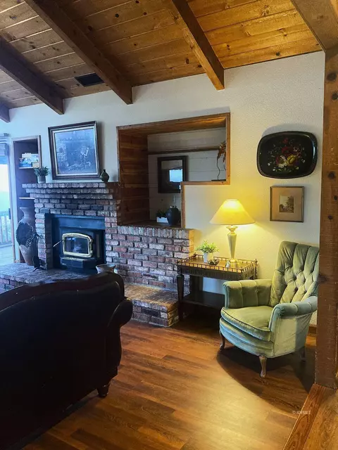 Living - 52411 Double View Dr, Idyllwild, CA 92549 photo 5 of 6