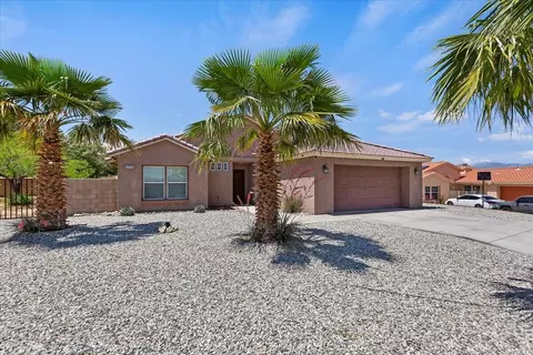 57229 Juarez Dr, Yucca Valley, CA 92284 photo 3
