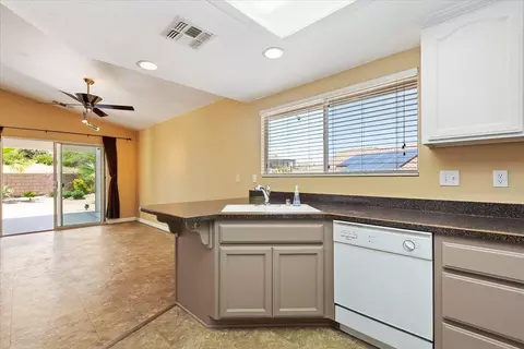 57229 Juarez Dr, Yucca Valley, CA 92284 photo 20