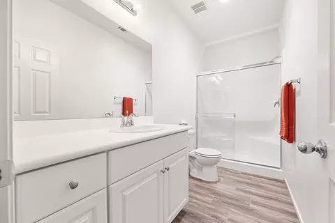 Bath - 42522 Contessa Ct, Indio, CA 92203 photo 2 of 3