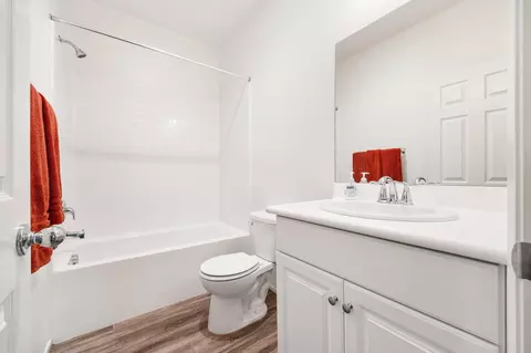 Bath - 42522 Contessa Ct, Indio, CA 92203 photo 3 of 3