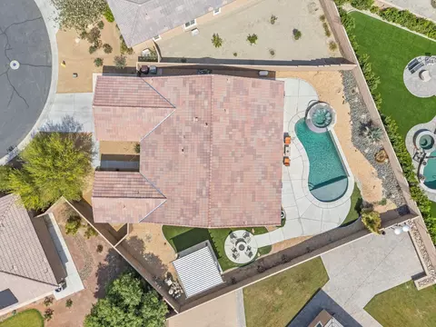 View/Area - 42522 Contessa Ct, Indio, CA 92203 photo 2 of 7