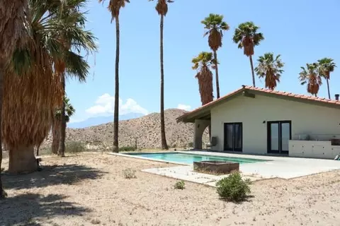 10300 Pine Ave, Morongo Valley, CA 92256 photo 12