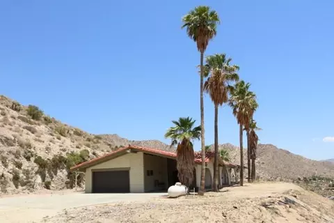 10300 Pine Ave, Morongo Valley, CA 92256 photo 5