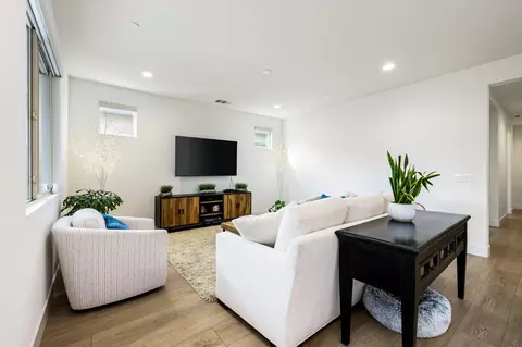 Living - 82425 Round Valley Dr, Indio, CA 92201 photo 2 of 3