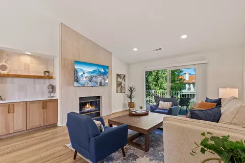776 Montana Vista Dr, Palm Desert, CA 92211