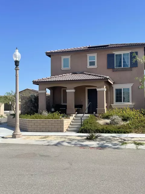 67464 Rio Oso Rd, Cathedral City, CA 92234
