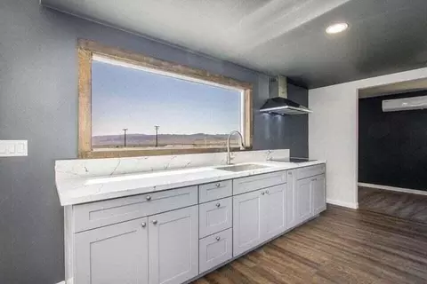 Kitchen - 4176 Avenida Del Sol, Joshua Tree, CA 92252 photo 3 of 3