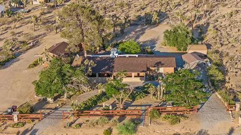 View/Area - 6785 Saddleback Rd, Joshua Tree, CA 92252 photo 4 of 7