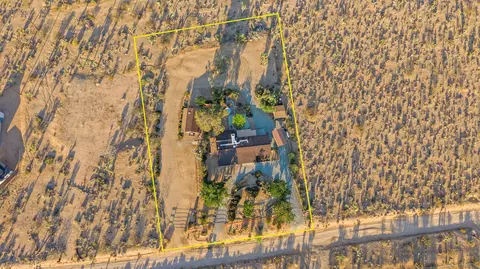 View/Area - 6785 Saddleback Rd, Joshua Tree, CA 92252 photo 1 of 7