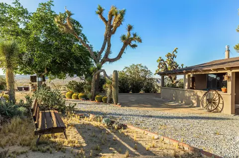 Exterior - 6785 Saddleback Rd, Joshua Tree, CA 92252 photo 5 of 24