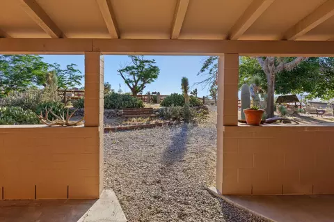 Exterior - 6785 Saddleback Rd, Joshua Tree, CA 92252 photo 10 of 24