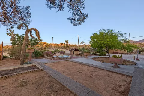 Exterior - 6785 Saddleback Rd, Joshua Tree, CA 92252 photo 13 of 24