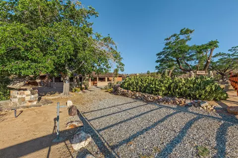 Exterior - 6785 Saddleback Rd, Joshua Tree, CA 92252 photo 3 of 24