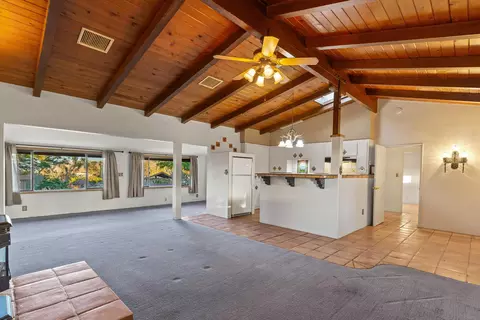 Living - 6785 Saddleback Rd, Joshua Tree, CA 92252 photo 1 of 4