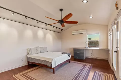 Bedroom - 6785 Saddleback Rd, Joshua Tree, CA 92252 photo 4 of 4