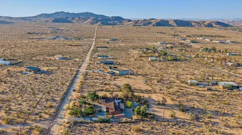 View/Area - 6785 Saddleback Rd, Joshua Tree, CA 92252 photo 7 of 7
