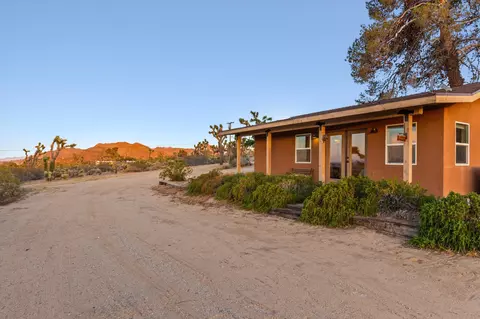 Exterior - 6785 Saddleback Rd, Joshua Tree, CA 92252 photo 18 of 24